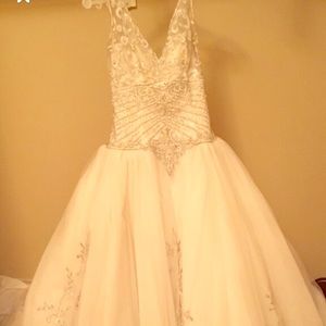 Wedding dress